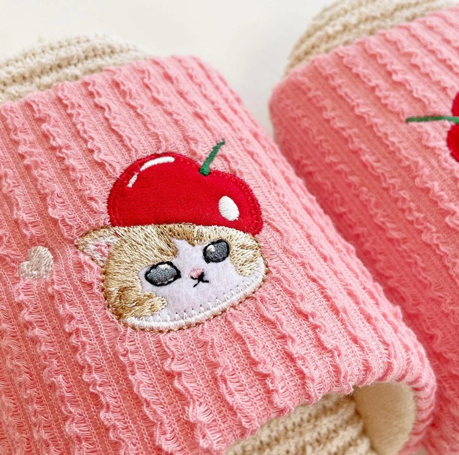 Cherry Neko - Pink Soft Slippers - Mofusand